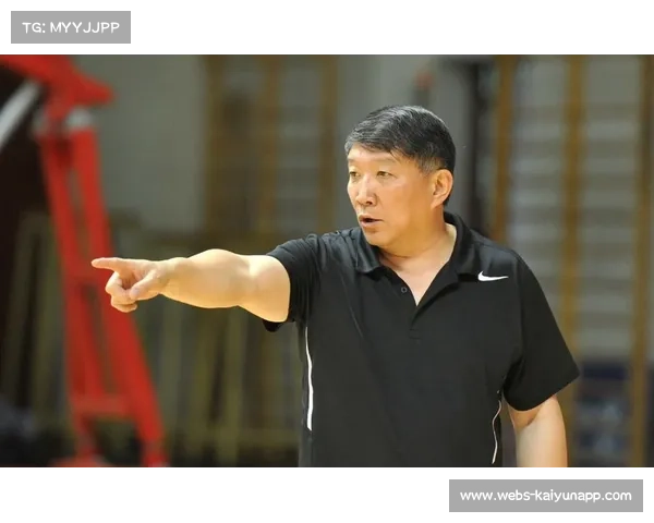 徐长锁告别仪式隆重举行李楠宫鲁鸣现场送别巩晓彬丁彦雨航未现身